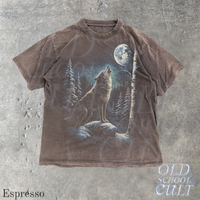 Wolf Moon Vintage 90s Graphic T-Shirt, Retro Howling Wolf Wildlife Shirt