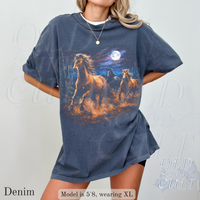 Vintage Running Horses Full Moon 90s Graphic T-Shirt