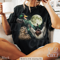 Vintage Mallard Duck Full Moon Wildlife 90s Graphic T-Shirt