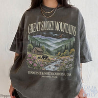 Vintage Great Smoky Mountains National Park 90s Graphic T-Shirt