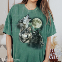 Howling Wolves Vintage 90s Graphic Shirt, Wolf Moon Tee, Wild Free, Loyal Wolf Retro Shirt, Grey Wolf Washed Oversize Tee, Wolf Gifts
