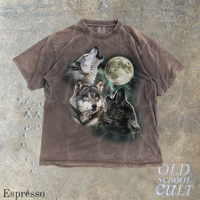 Howling Wolves Vintage 90s Graphic Shirt, Wolf Moon Tee, Wild Free, Loyal Wolf Retro Shirt, Grey Wolf Washed Oversize Tee, Wolf Gifts