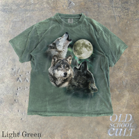 Howling Wolves Vintage 90s Graphic Shirt, Wolf Moon Tee, Wild Free, Loyal Wolf Retro Shirt, Grey Wolf Washed Oversize Tee, Wolf Gifts